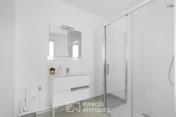 Maison neuve avec jardin
