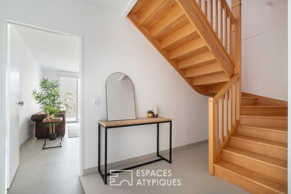 Maison neuve avec jardin