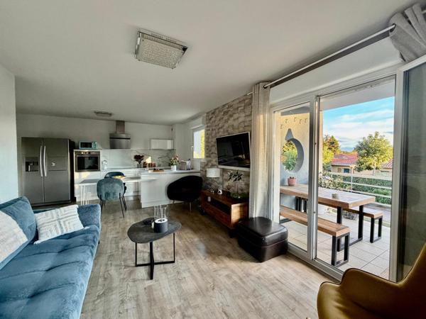 Appartement F3 de standing avec piscine