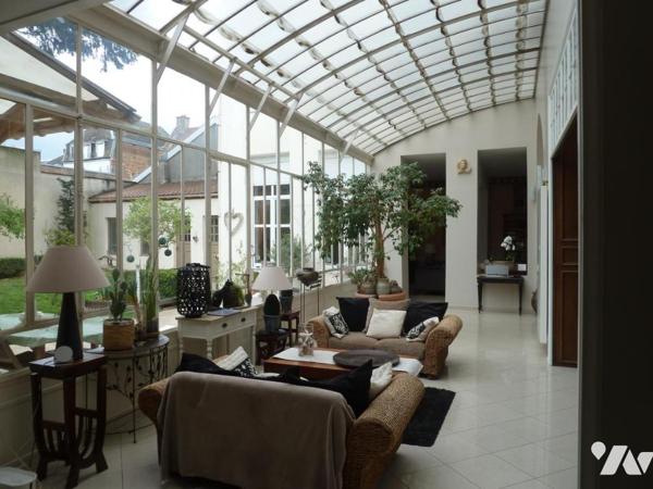 MAISON BOURGEOISE A VENDRE EN CENTRE-VILLE DE CAMBRAI