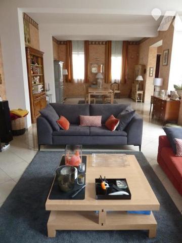 MAISON BOURGEOISE A VENDRE EN CENTRE-VILLE DE CAMBRAI