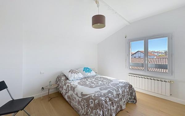 Maison à vendre    6 pièces • 150 m2 Anglet