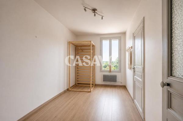 Vente Appartement 4 pièces de 63m² - 13510 Éguilles