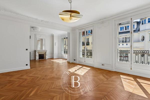Paris 7ème, Appartement 5 Chambres -  193 m² à vendre