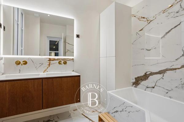 Paris 7ème, Appartement 5 Chambres -  193 m² à vendre