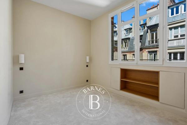 Paris 7ème, Appartement 5 Chambres -  193 m² à vendre
