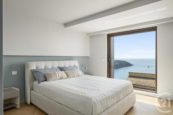 Maison à vendre  7 pièces - 222,61 m2 ROQUEBRUNE CAP MARTIN - 06