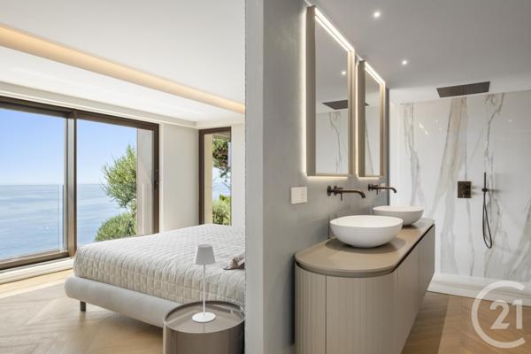 Maison à vendre  7 pièces - 222,61 m2 ROQUEBRUNE CAP MARTIN - 06