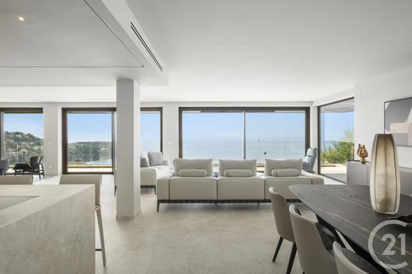 Maison à vendre  7 pièces - 222,61 m2 ROQUEBRUNE CAP MARTIN - 06