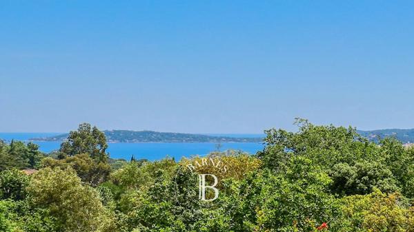 Grimaud, Propriété 4 Chambres -  440 m² à vendre