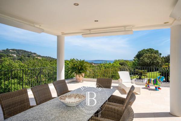 Grimaud, Propriété 4 Chambres -  440 m² à vendre