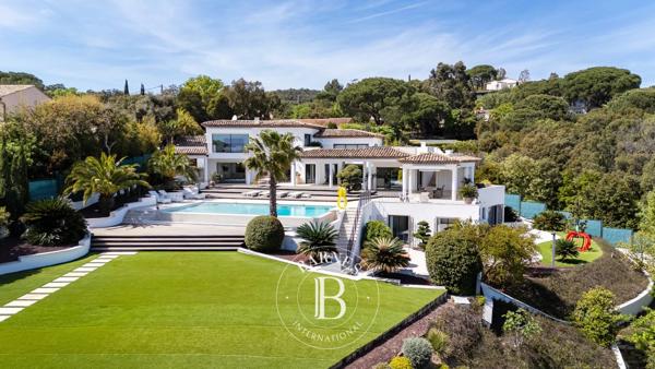 Grimaud, Propriété 4 Chambres -  440 m² à vendre
