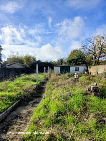 MAISON A RENOVER OU A RASER