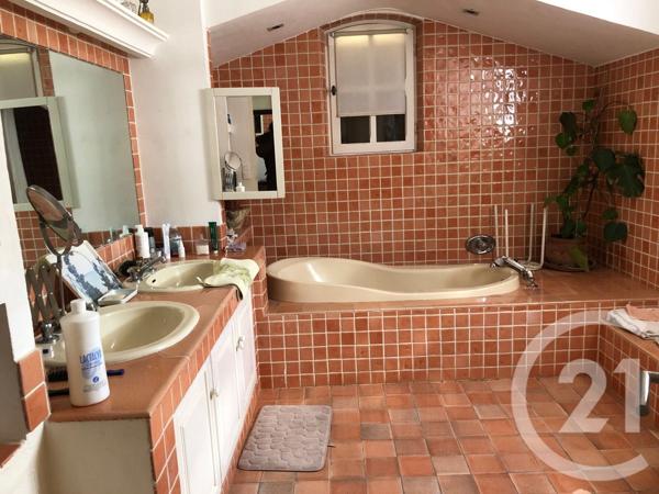 Maison à vendre  6 pièces - 207 m2 CABASSE - 83