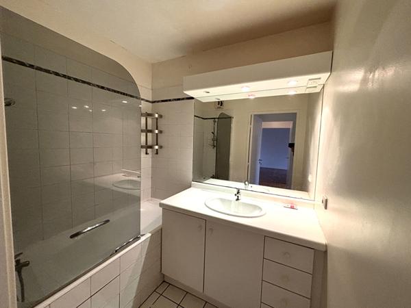 A Louer Le Plessis Robinson 2 pièce(s) 46.65 m2