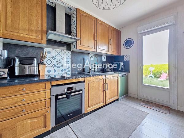 Maison à MANTES-LA-VILLE, 78711 - 5 pièces 147m²