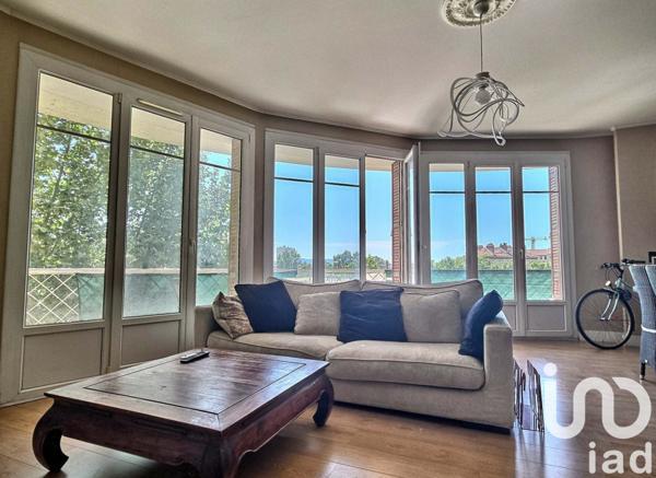 Appartement 5 pièces de 120 m² à Toulon (83000)