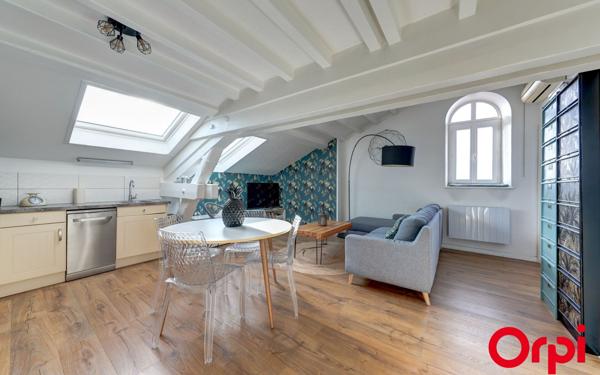 Appartement à vendre    2 pièces • 46 m2 Sathonay-Camp