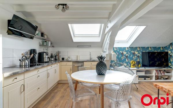 Appartement à vendre    2 pièces • 46 m2 Sathonay-Camp