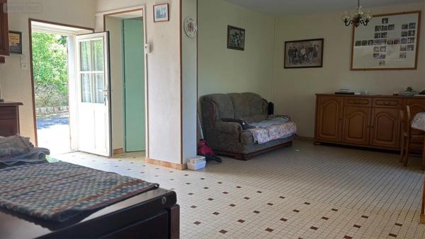 Achat - Maison | Maison à restaurer Chinon 37500 3 pièces 85 m 2 1373 m 2