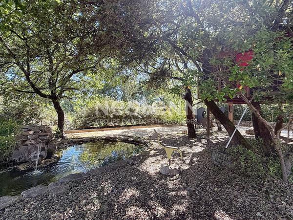 Maison Saint Maximin La Sainte Baume 5 pièces 160 m2 avec piscine, dépendance et nombreuses annexes