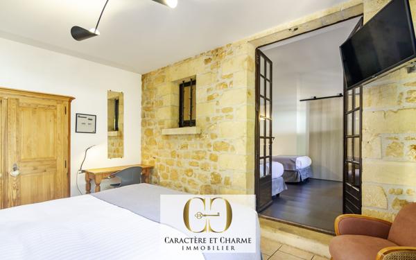 Sarlat-la-Canéda (24200) Propriété. Ancien hôtel restaurant + maison d'habitation.