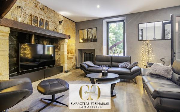 Sarlat-la-Canéda (24200) Propriété. Ancien hôtel restaurant + maison d'habitation.