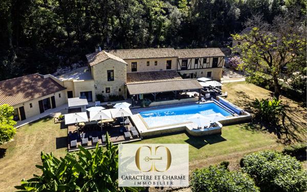 Sarlat-la-Canéda (24200) Propriété. Ancien hôtel restaurant + maison d'habitation.