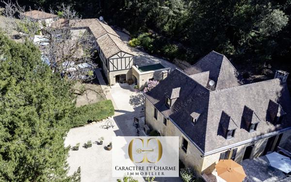 Sarlat-la-Canéda (24200) Propriété. Ancien hôtel restaurant + maison d'habitation.