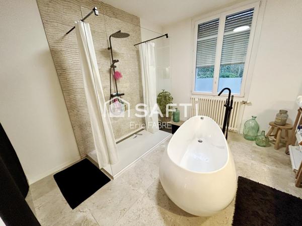 Maison Salon Cuisine 4 chambres jardin piscine