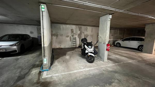 Parking / box Romainville