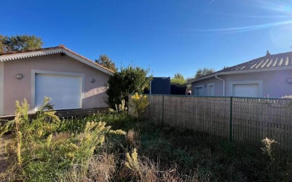 Maison à vendre    7 pièces •  Saint-Médard-en-Jalles