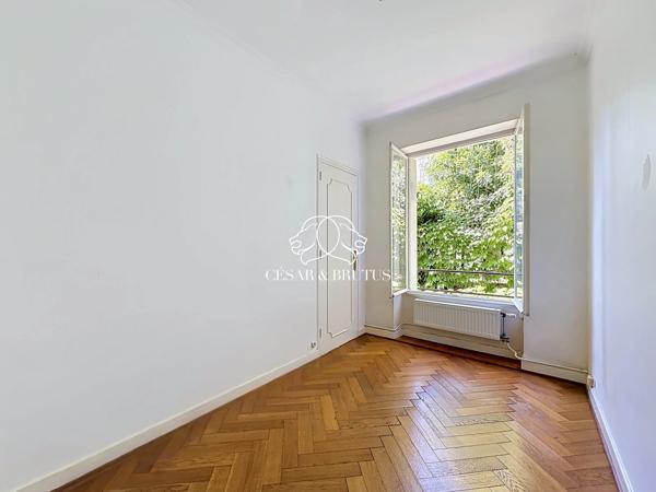 T3 de 73m2 + cave (secteur Burdeau/jardin des plantes)