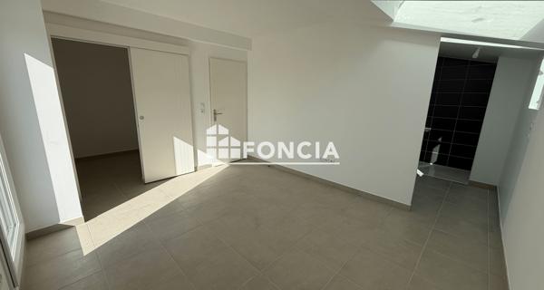 Location Appartement 4 pièces 97.93 m² - Saint-rémy-de-provence 13210