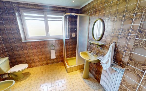 Maison à vendre    5 pièces •  Metzervisse