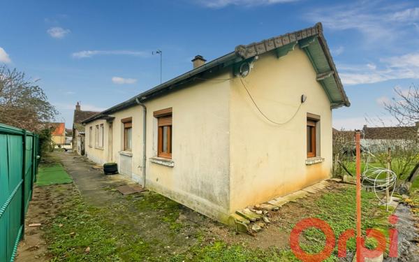 Maison à vendre    6 pièces •  Ainay-le-Château