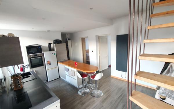 Appartement à vendre    4 pièces • 60,85 m2 Saint-Martin-d'Hères