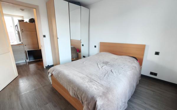 Appartement à vendre    4 pièces • 60,85 m2 Saint-Martin-d'Hères