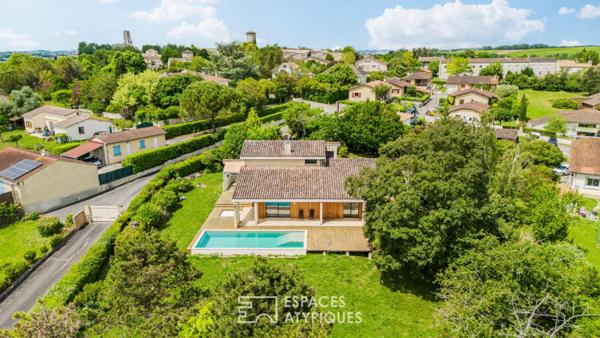 Maison d’architecte avec piscine et panorama sur la chaîne des Pyrénées
