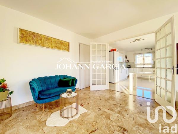 Maison 7 pièces de 157 m² à Valréas (84600)