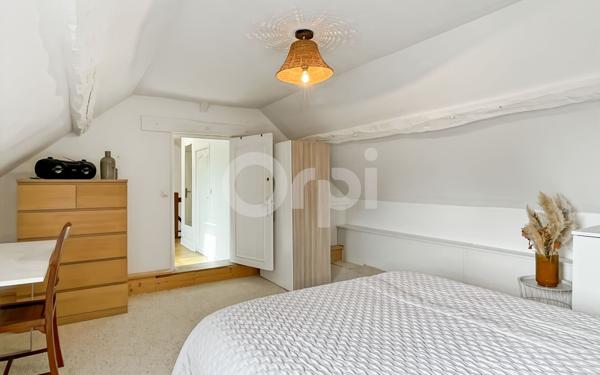 Maison à vendre    6 pièces • 180 m2 Le Chesne