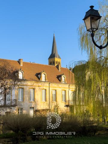 Charolles (71120) Maison de caractère au cœur de Charolles