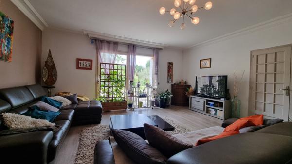 Propriété De Plain-pied Avec étang à Vigneux-de-bretagne