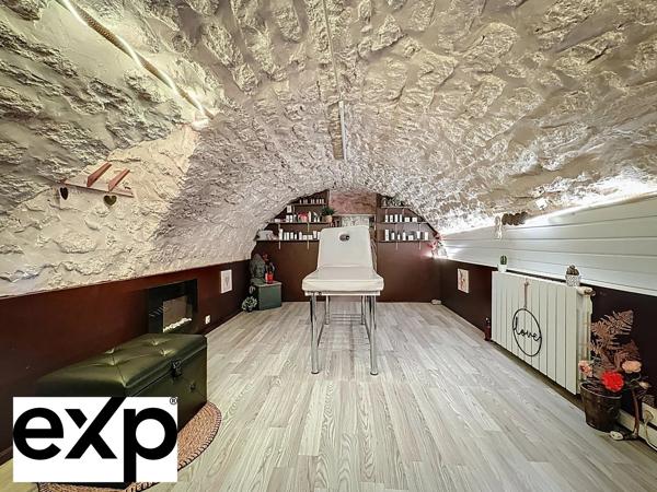 Maison 4 pièces 60.2 m2 pleine de charme quartier Bizy à Vernon avec terrasse