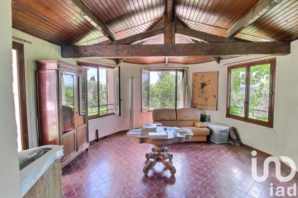 Maison traditionnelle 5 pièces de 110 m² à Montauroux (83440)