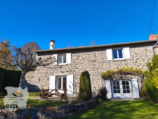 Maison en pierre au calme
