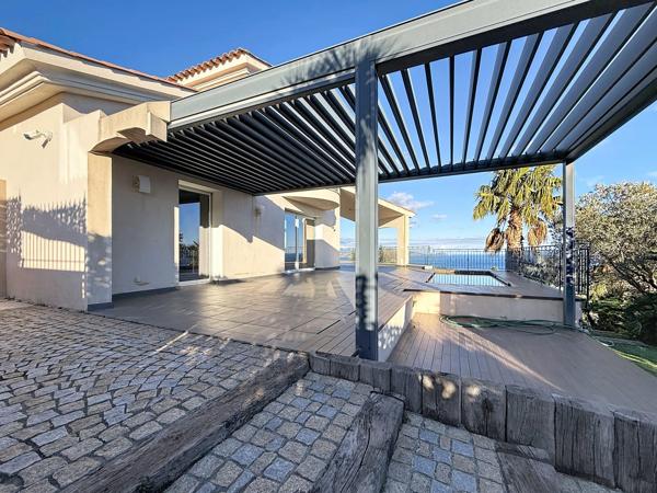 Magnifique villa contemporaine vue panoramique