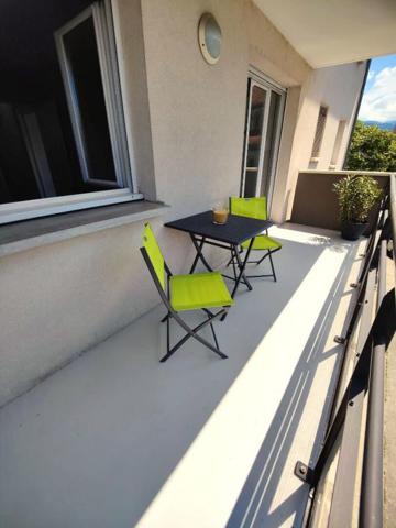 Appartement Saint Martin D Hères 2 pièces + garage