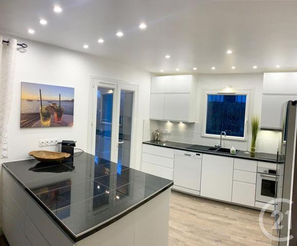 maison à vendre  7 pièces - 172 m2 LA CROIX VALMER - 83