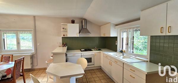 Maison à vendre 6 pièces 137 m² Saint-Julien-Molin-Molette